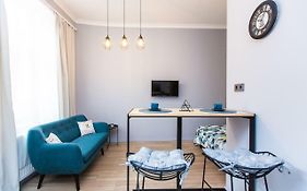 Lazur Apartment